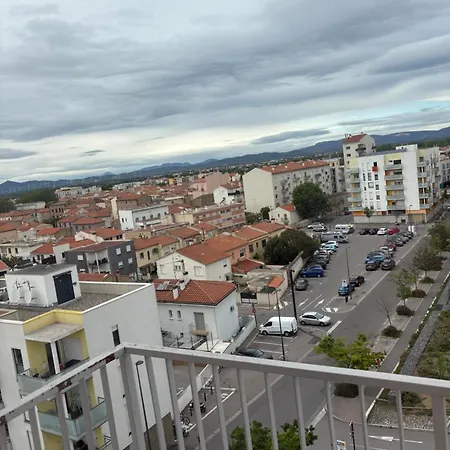 Et Parking Gratuit Apartmán *